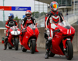 Ducati Challengeクラス参加者